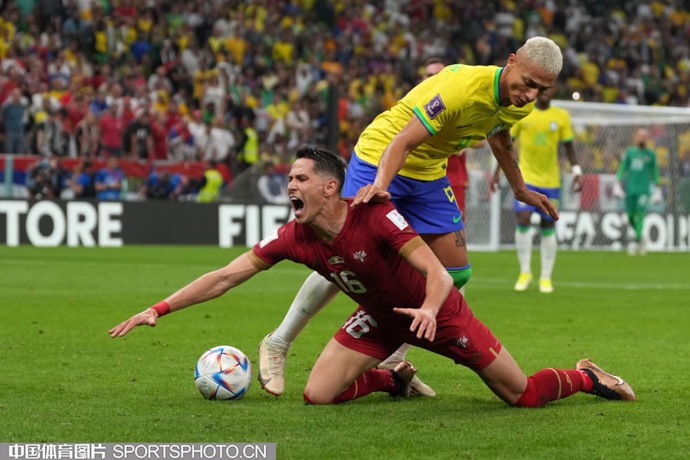 展现了其出 展现了其出